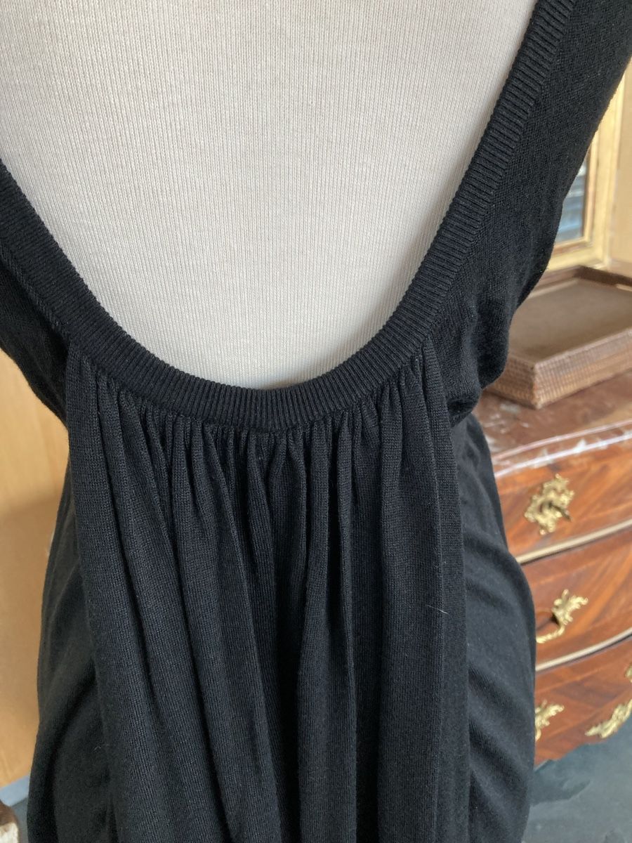 Alexander Mcqueen Vestiti: Alexander McQueen Cocktail Kleid, schwarz, Strickware, Gr. S – Usato da Zürich venduto da elegantissima 4