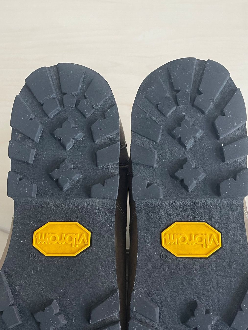 Dolomite Scarpe da uomo: Dolomite Karakorum Halbschuhe Leder Vibram Gr. 42 – Usato da Zug venduto da Cry71 9
