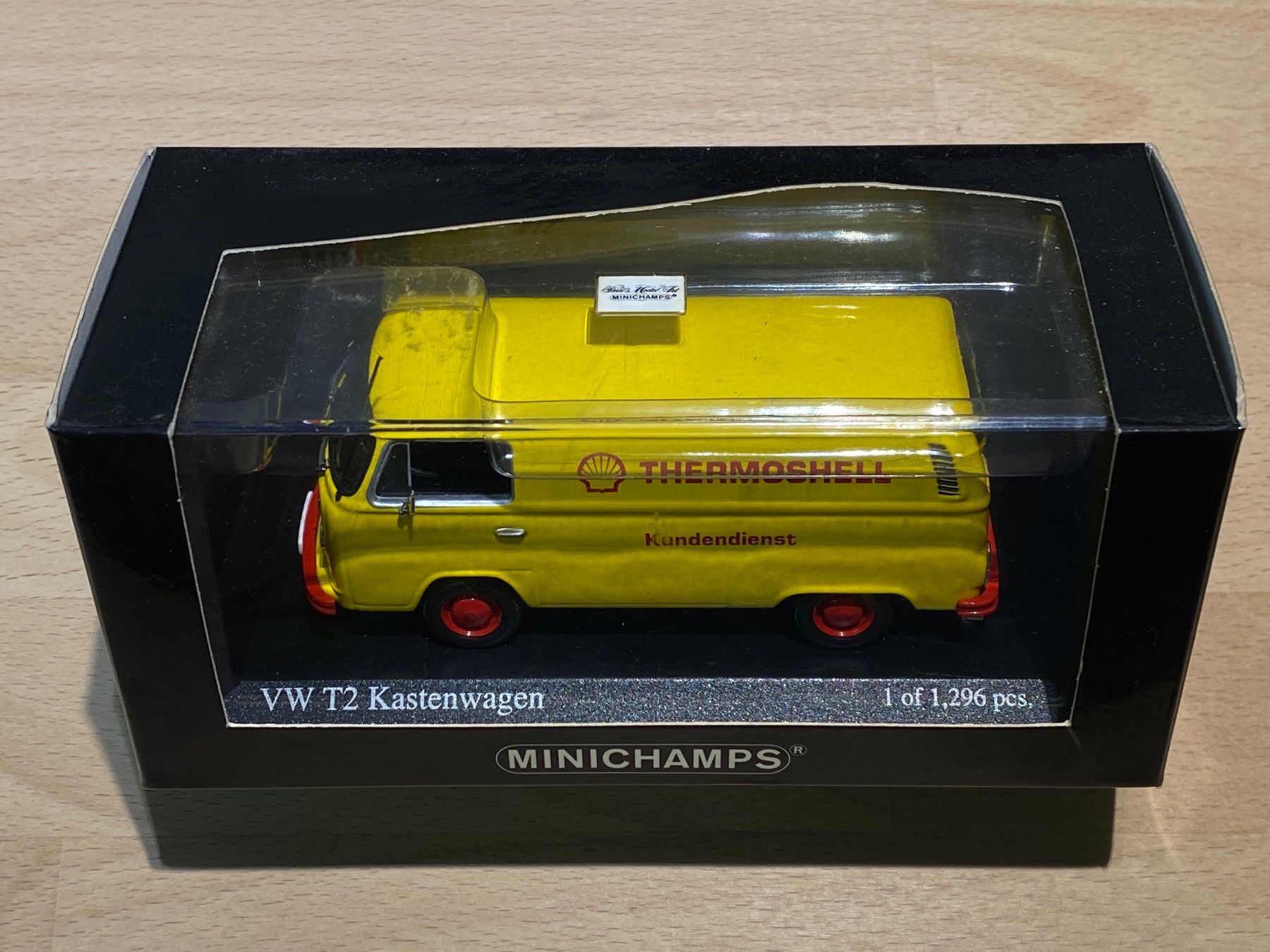 Minichamps Modellini d'auto: VW T2 Kastenwagen - Shell / Minichamps – Usato da Stüsslingen venduto da leo_nzh6