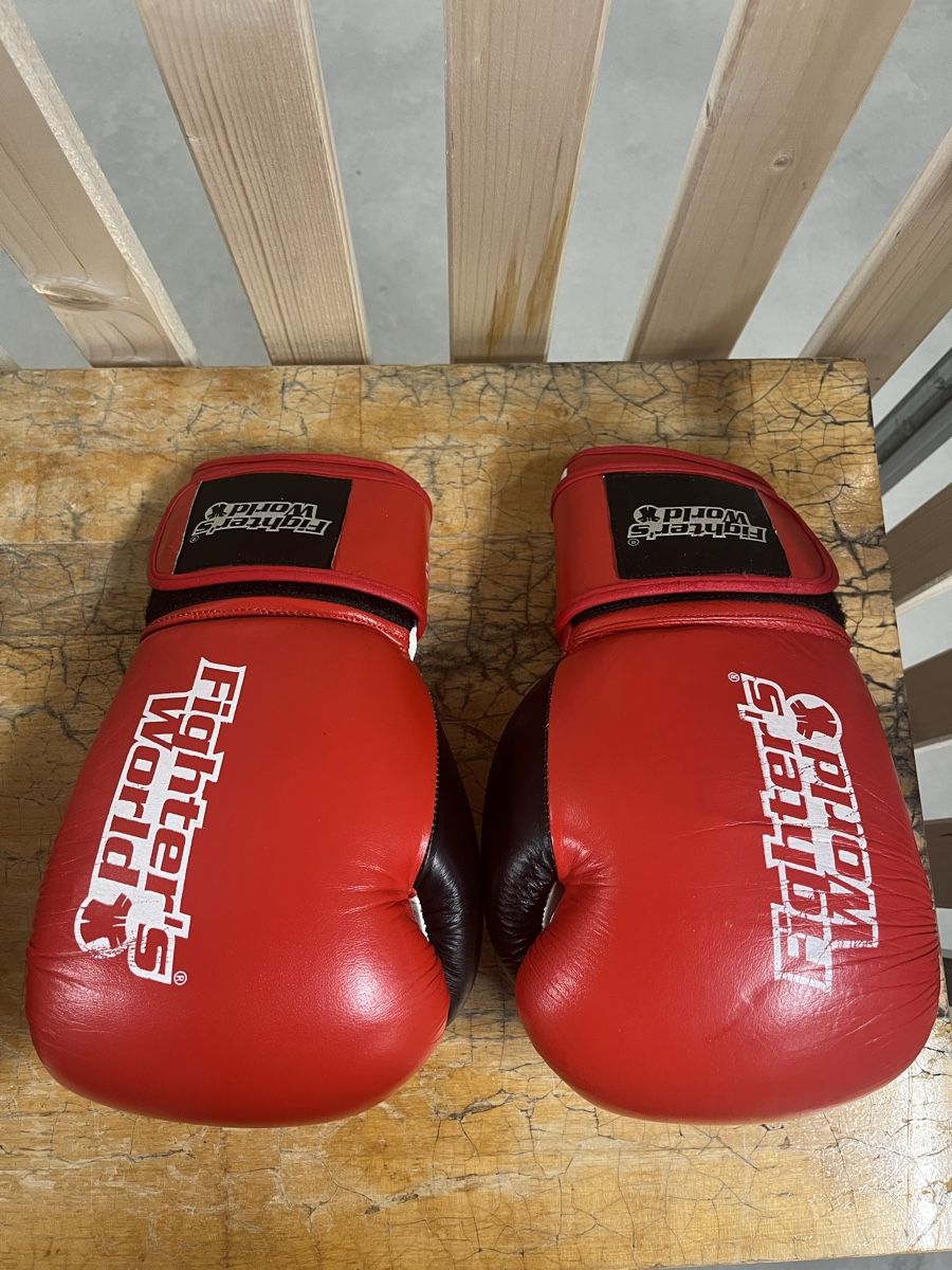 Guanti & manicotti: Boxing🥊 Handschuhe, Schuhe – Usato da Zürich venduto da Bidon3011 3