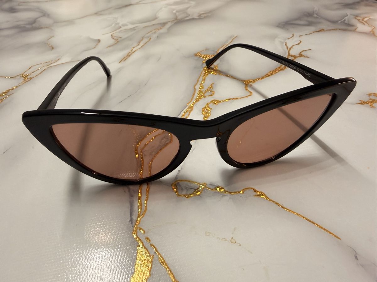 Occhiali & Lenti: Sonnenbrille nau black – Nuovo (secondo la descrizione) da Massagno venduto da pokecoach 1