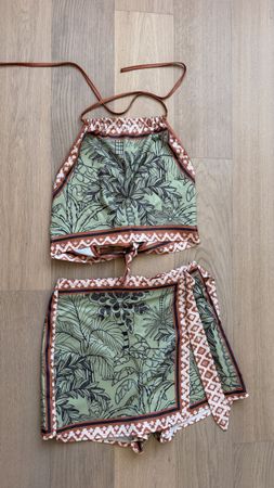 Sommer Set zweiteilig Top und Rock/Shorts Gr. M
