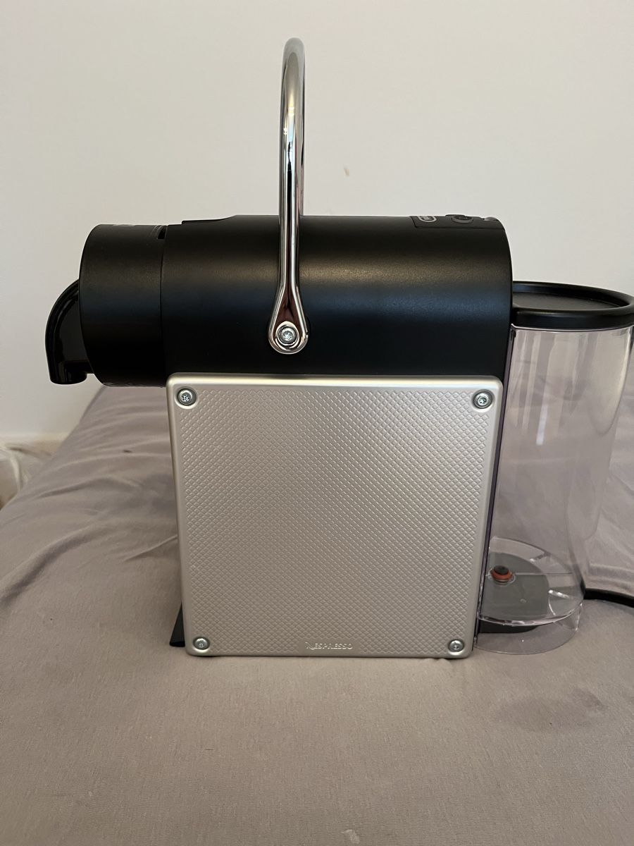 De'Longhi Macchine per caffè & Macchine per espresso: DeLonghi Nespresso Pixie – Usato da Luzern venduto da Lamurga 2