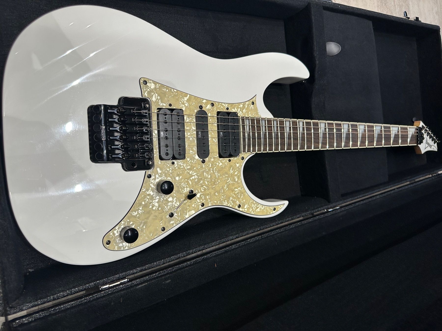 Ibanez RG Series Model RG350DX inkl. koffer (siehe foto) (Gebraucht) in ...
