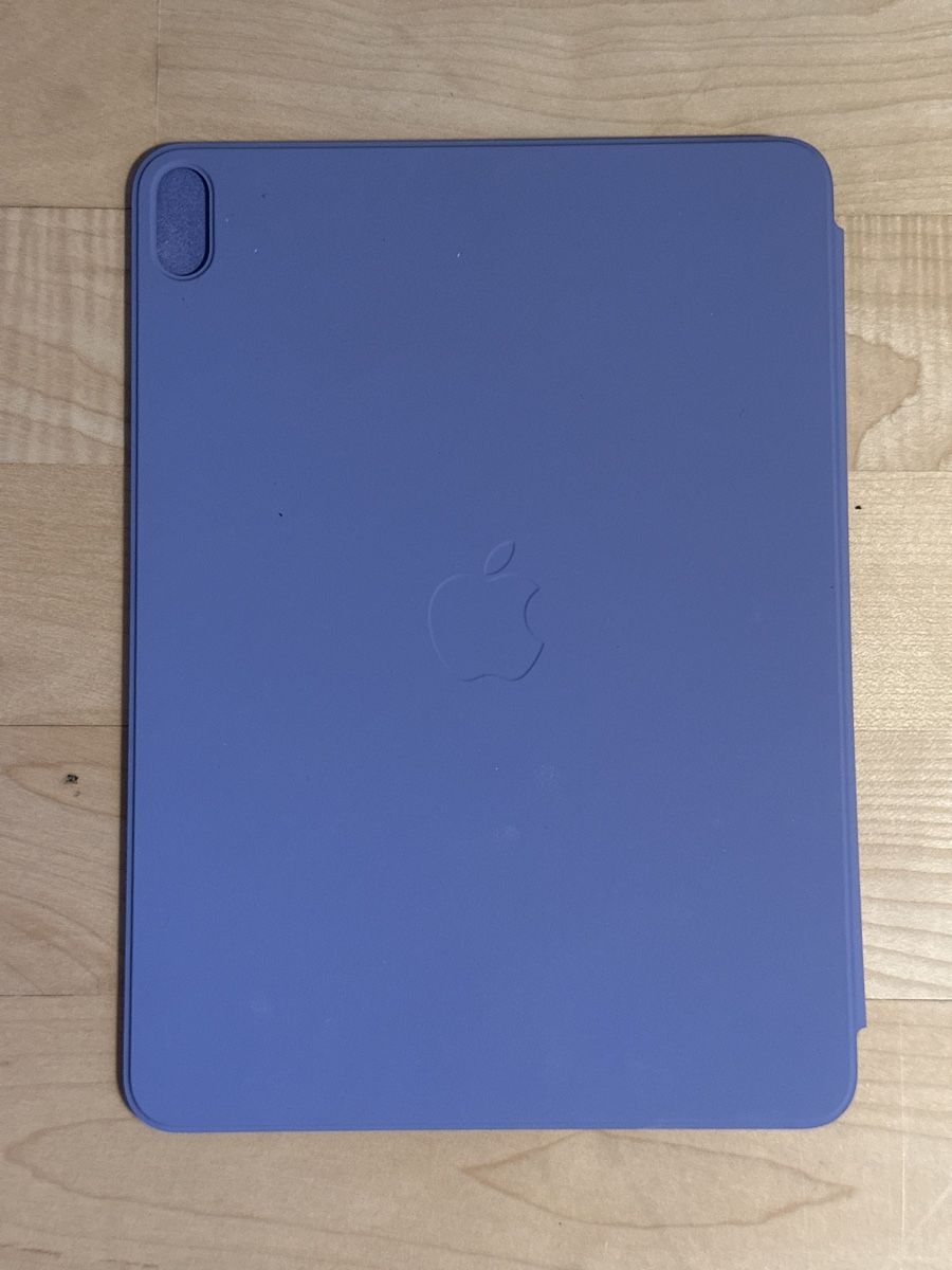 Apple Covers & Taschen: Original Apple iPad Air 5. Generation Cover in Lavendel – Neu (gemäss Beschreibung) aus Hergiswil NW von kaufe_at_kaufmann 1
