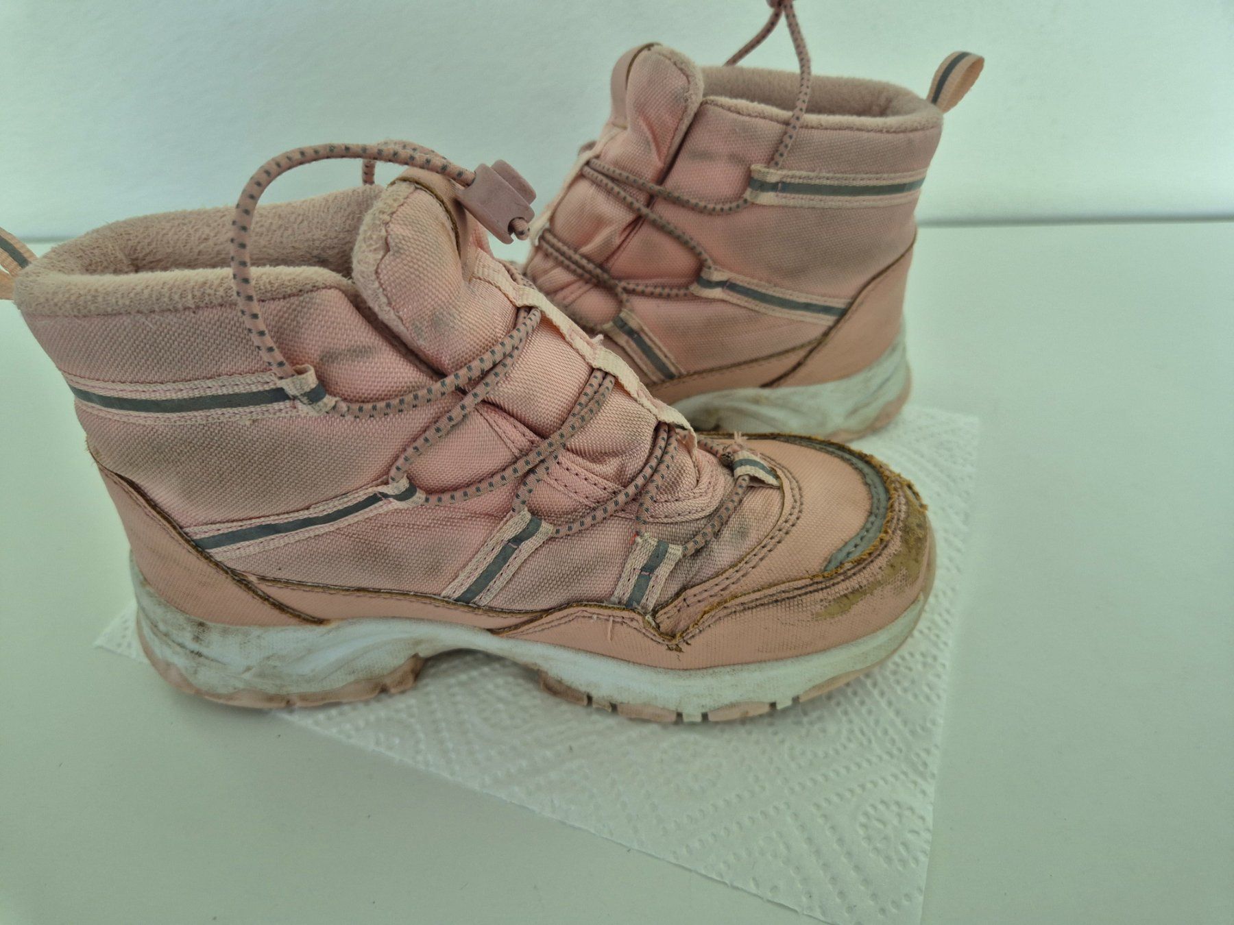 Schuhe für Mädchen: Tchibo Thermostiefel helrosa Gr. 30/31 – Gebraucht aus Aarburg von NDK 2