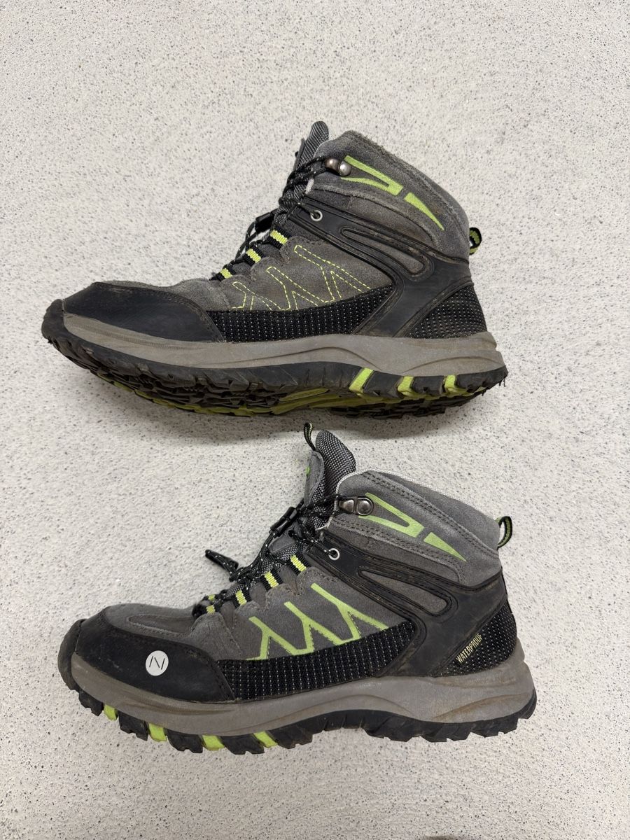 46 Nord Herrenschuhe: Wanderschuhe 46 Nord Grösse 38 – Gebraucht aus Wagen von barch80 1
