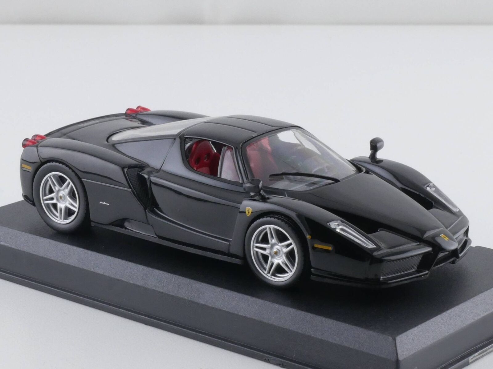 Ferrari Modellini d'auto: Ferrari ENZO 1/43 – Nuovo e nell'imballaggio originale da Wohlen AG venduto da PrivatSammlung 2