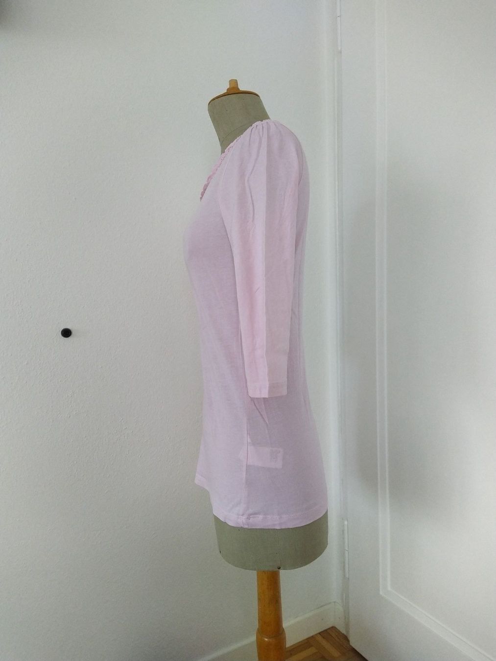 H&M Camicette, T-shirt & Top: Shirt 3/4-Ärmel – Usato da Triesen venduto da stephanieschurti 1
