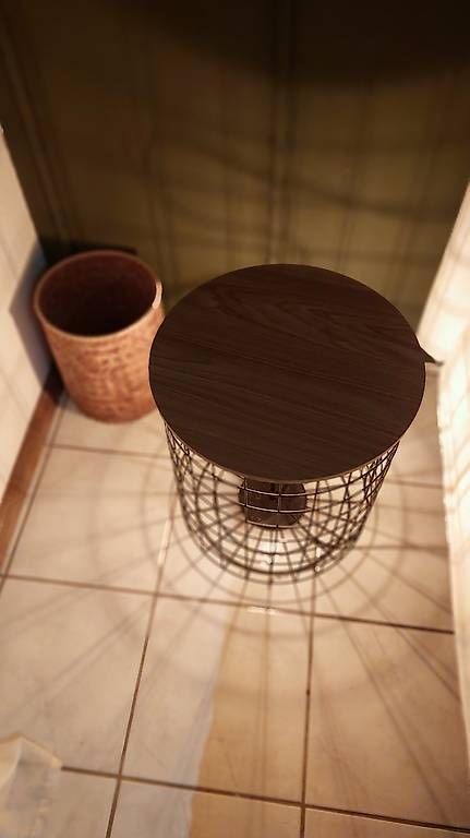 Comodini: Nachttisch mit integrierter Lampe – Usato da Koblenz venduto da holz1971 1