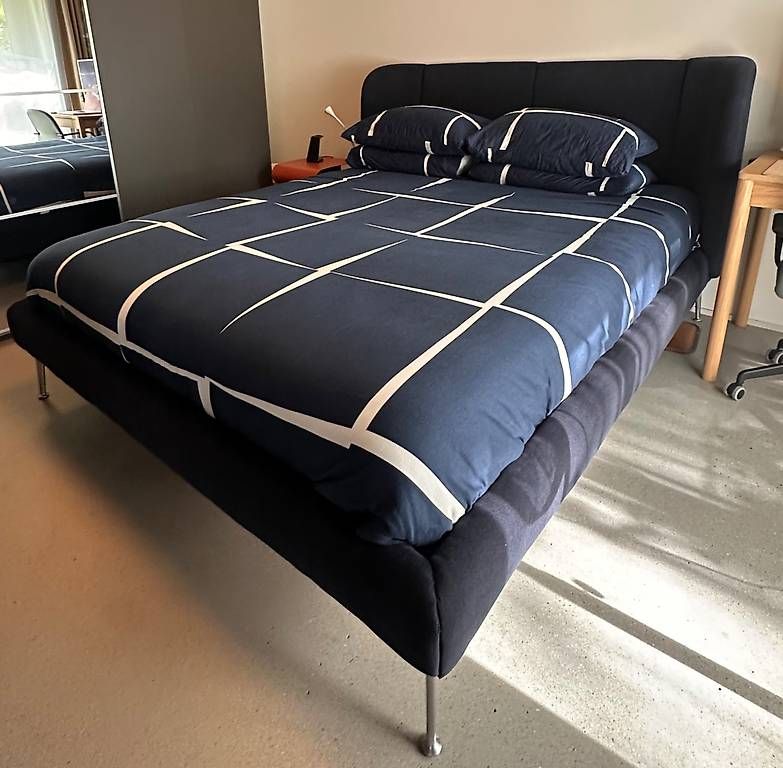 Betten: Bettgestell / Bed frame  – Gebraucht aus Zürich von soc_kl9g