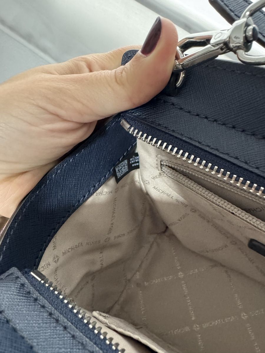 Michael Kors Taschen für Damen: Borsa a tracolla Michael Kors blu con borchie  – Gebraucht aus Quartino von FaniaC 5