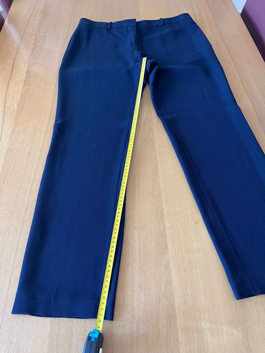 Hugo Boss Pantaloni: Hose BOSS – Usato da Roggwil BE venduto da KarotteV 7
