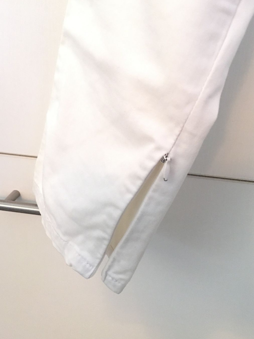 Hosen: SILVIAN HEACH HOSE GRÖSSE 32 – Gebraucht aus Basel von ros_gw5v 4