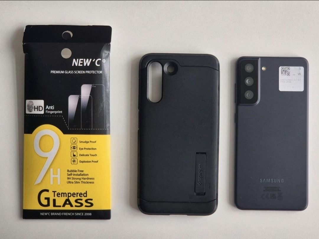 Samsung Telefoni cellulari / Smartphones: Samsung Galaxy S21 FE 5G 256GB + case + screenprotector – Usato da Winterthur venduto da leg_pg2g