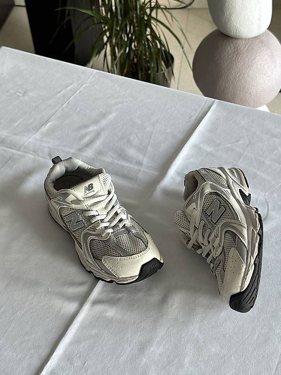 Scarpe da uomo: New Balance 530  Kinder – Usato da Schlieren venduto da gue_m9qk 1