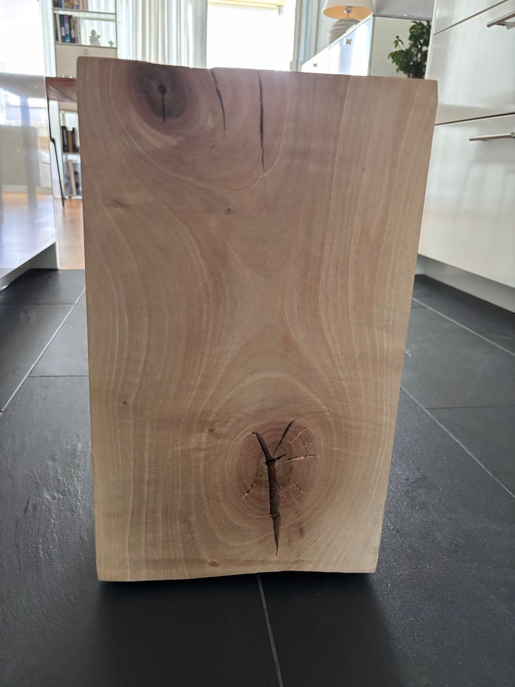Articoli in legno: Massiver Design-Holzblock Manum – Usato da Bern venduto da Aero72 4