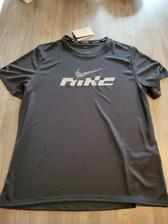 T-shirt de sport Nike - taille L