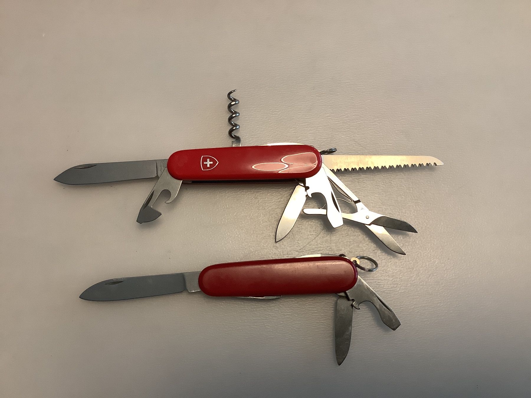 Coltelli tascabile: Victorinox/Sollingen – Usato da Holzhäusern ZG venduto da tho_8my6