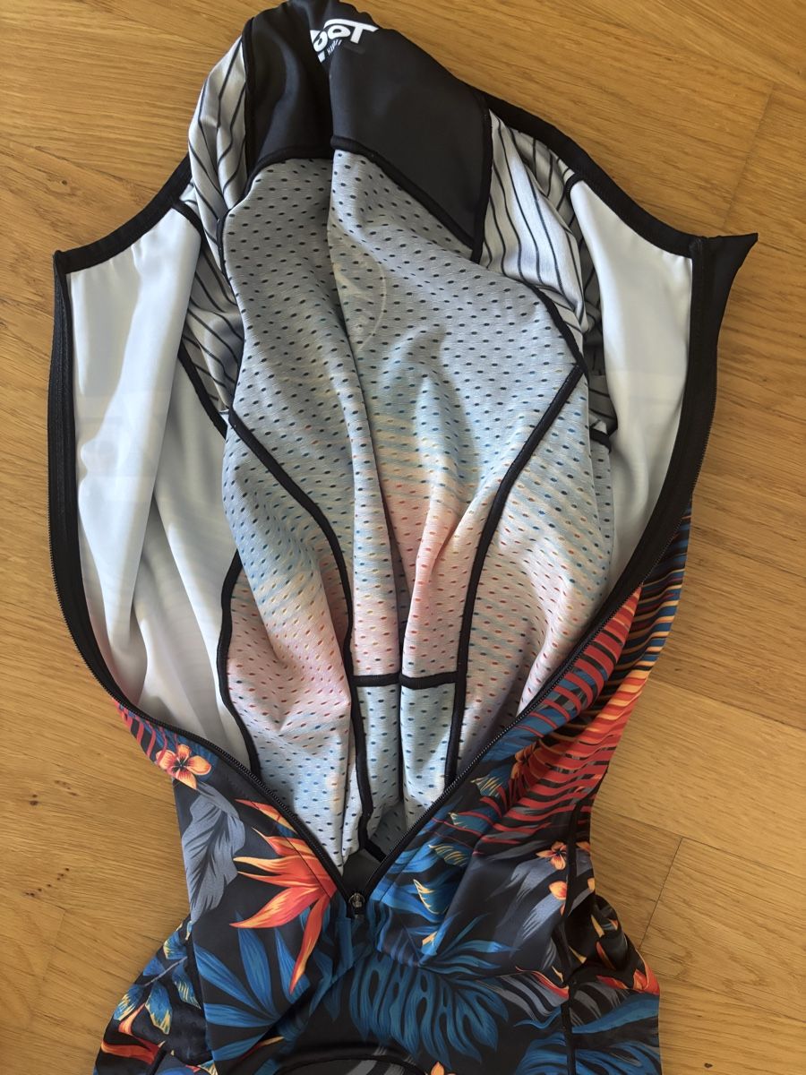 Completi: Zoot Hawaii Tri-Suit – Nuovo (secondo la descrizione) da Winterthur venduto da geo_jt5t 3