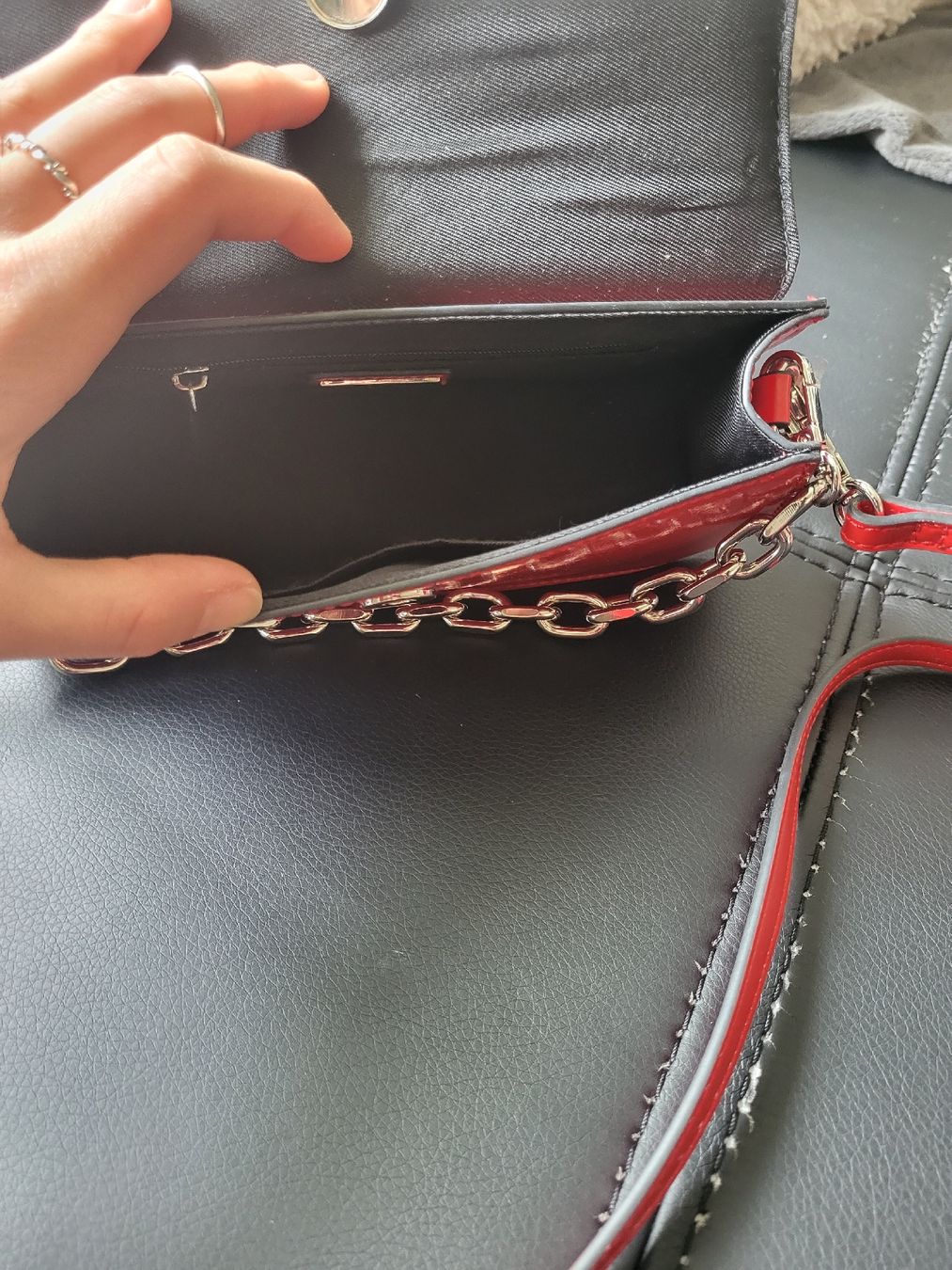 Taschen für Damen: Rote kleine Tasche – Gebraucht aus Effretikon von Nessy16 1