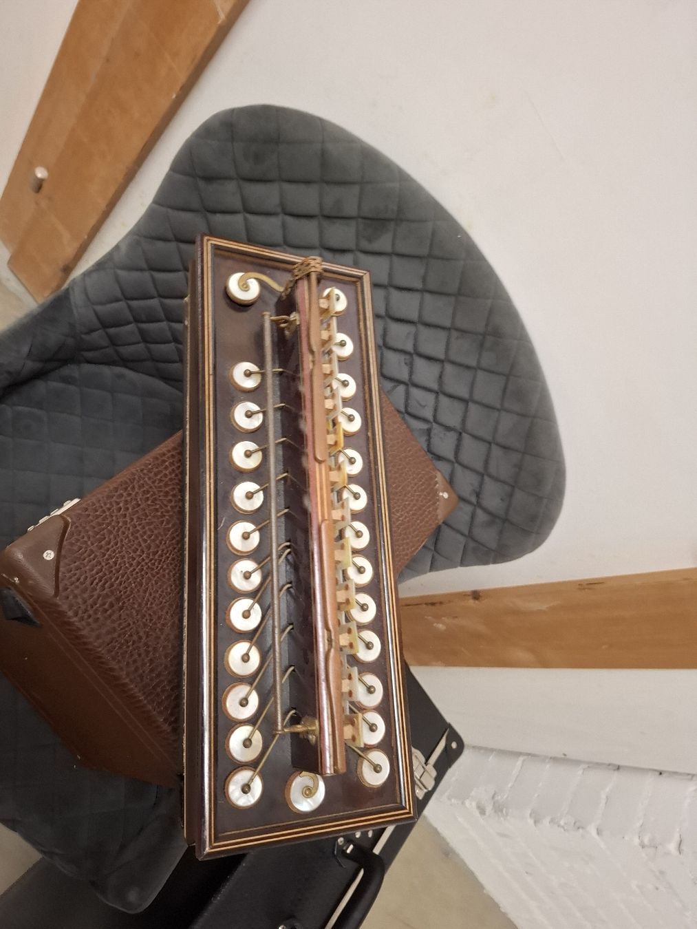 Strumenti musicali: diatonisch orgeli antique – Usato da Villeneuve venduto da BibiVintage 2