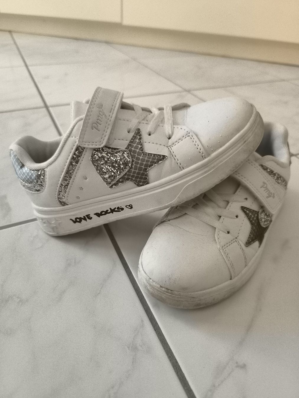 Primigi Scarpe per ragazzi: Mädchen Schuhe gr33 – Usato da Buchs SG venduto da Cor-Pie
