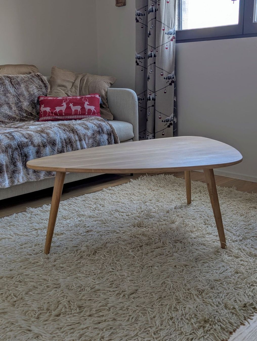 Livique Tavoli: Table basse en chêne – Nuovo (secondo la descrizione) da Collombey venduto da moribana