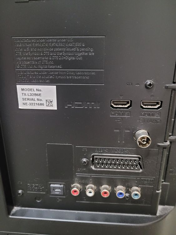 Panasonic TXL32B6E LCD TVMonitor 32" Slim Design schwarz Kaufen auf