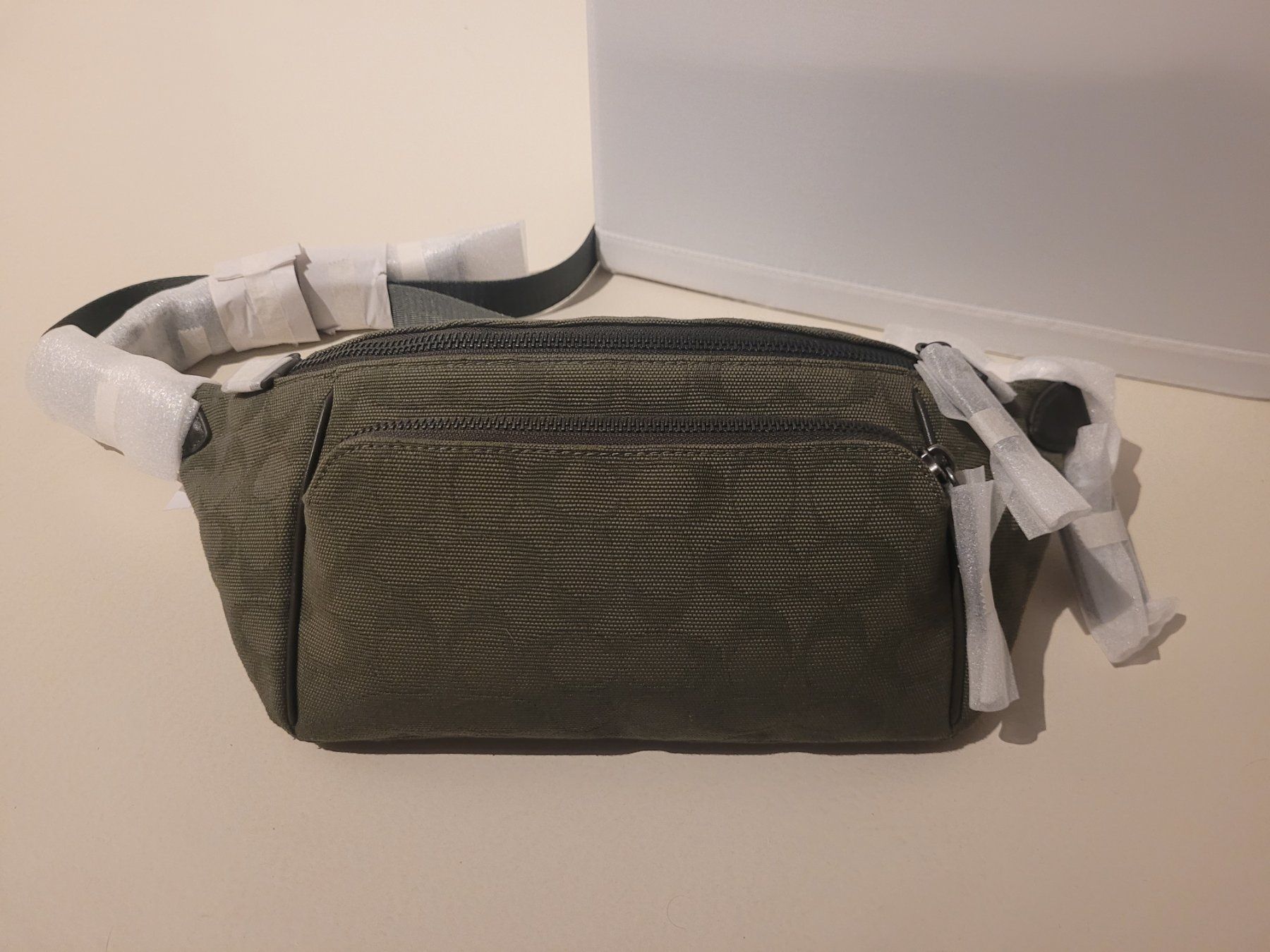 Coach Borse: Coach Bauchtasche in Oliv – Nuovo e nell'imballaggio originale da Wallisellen venduto da sedlees