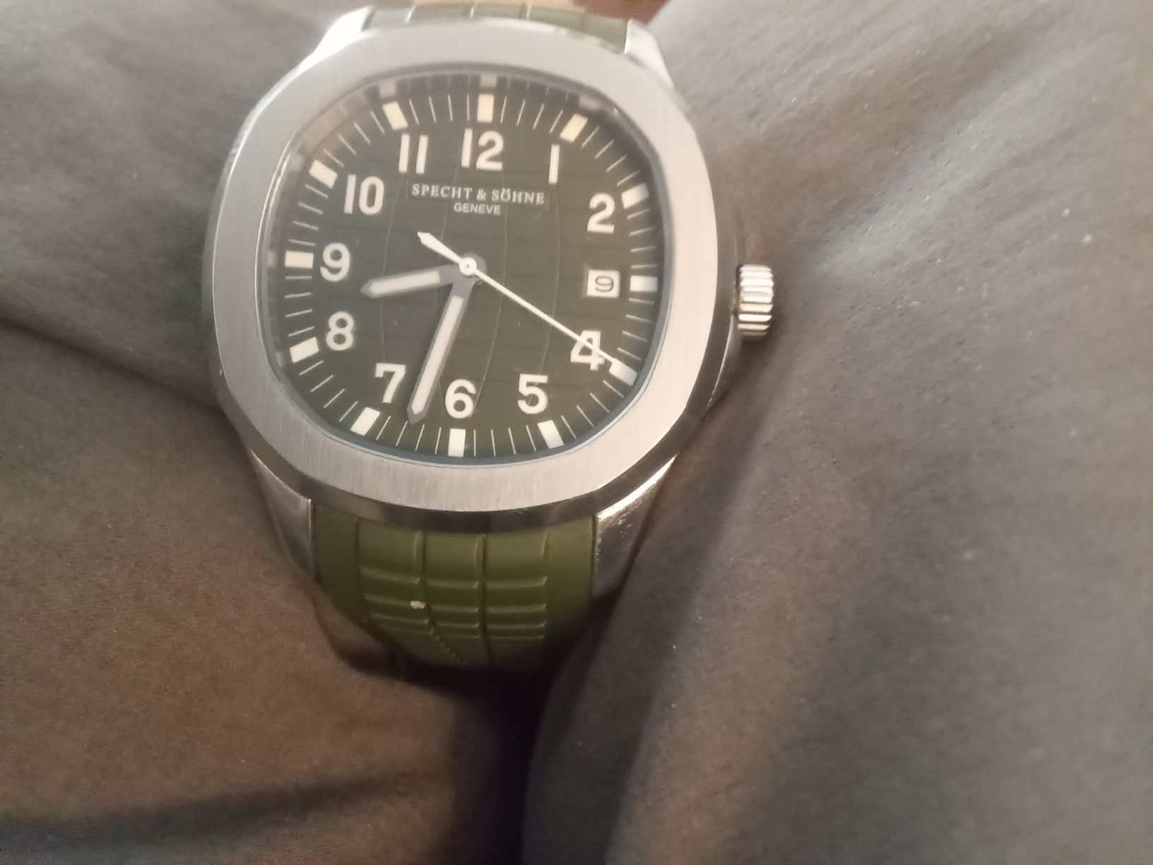 Montres: Specht und Söhne / Michael Kors – D'occasion à Liebefeld par CD-Urs