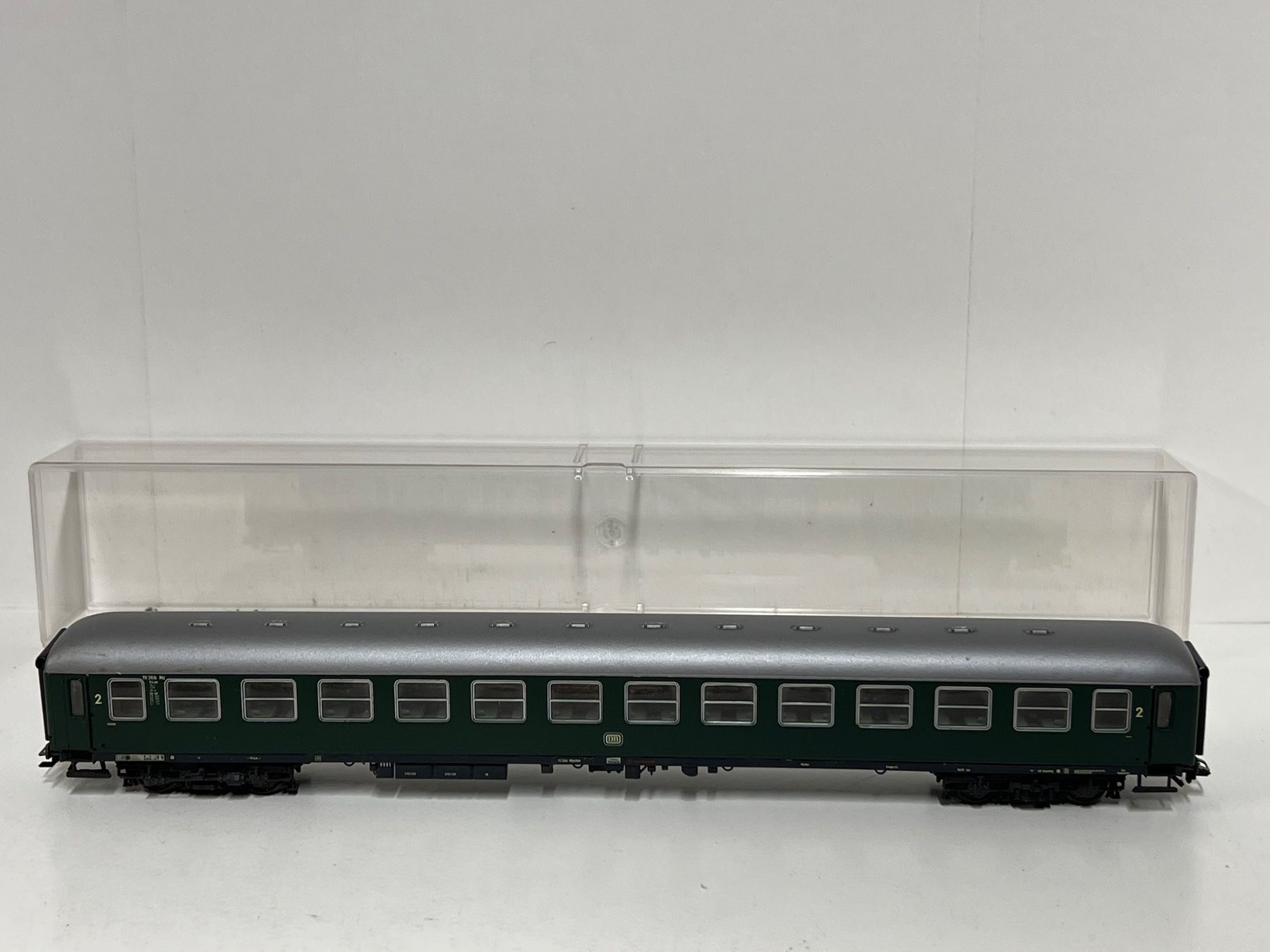 Roco Modelleisenbahnen: Roco  exact 1:87 DB 2.Kl. – Gebraucht aus Neuenhof von ludovicco