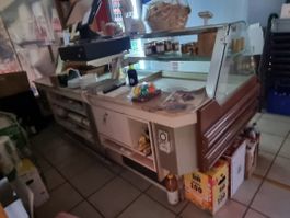 Vitrine réfrigérée d’occasion avec plan de travail en marbre