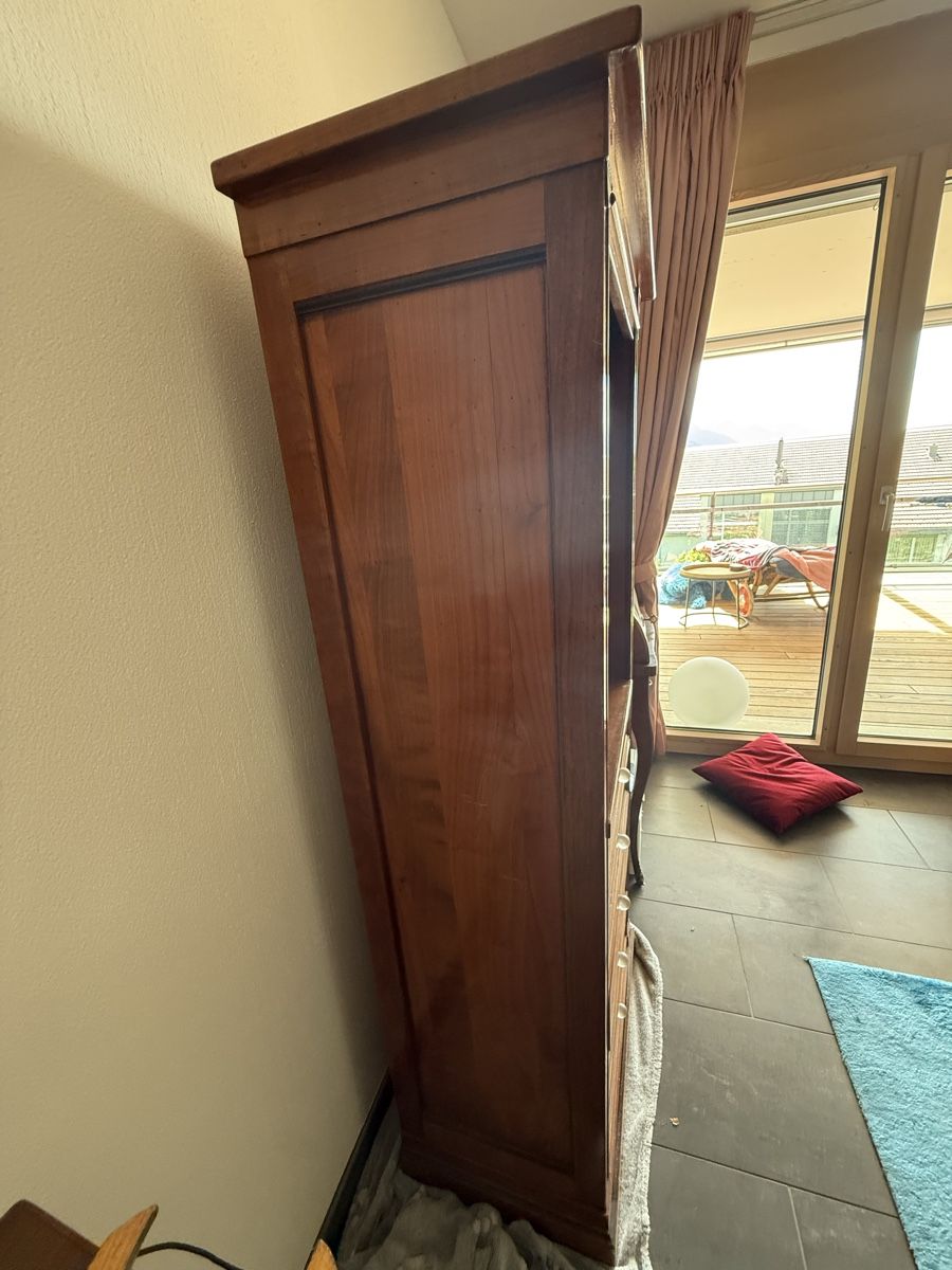 Armadi: Antiker Rolladenschrank – Usato da Chur venduto da pet_q7kd 4
