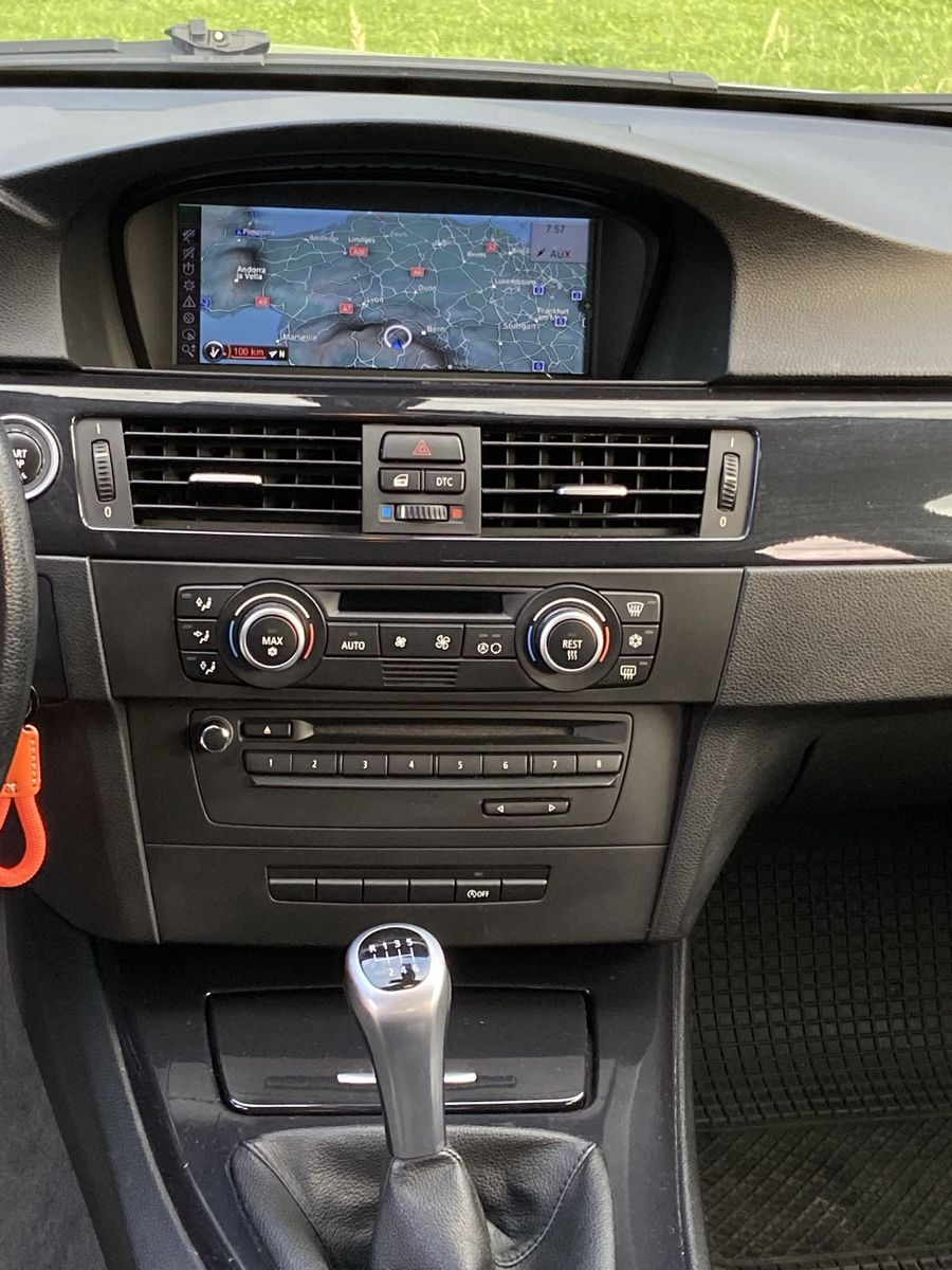 BMW Autos: BMW 318i e91 – Gebraucht aus Vétroz von fre_b2fh 6