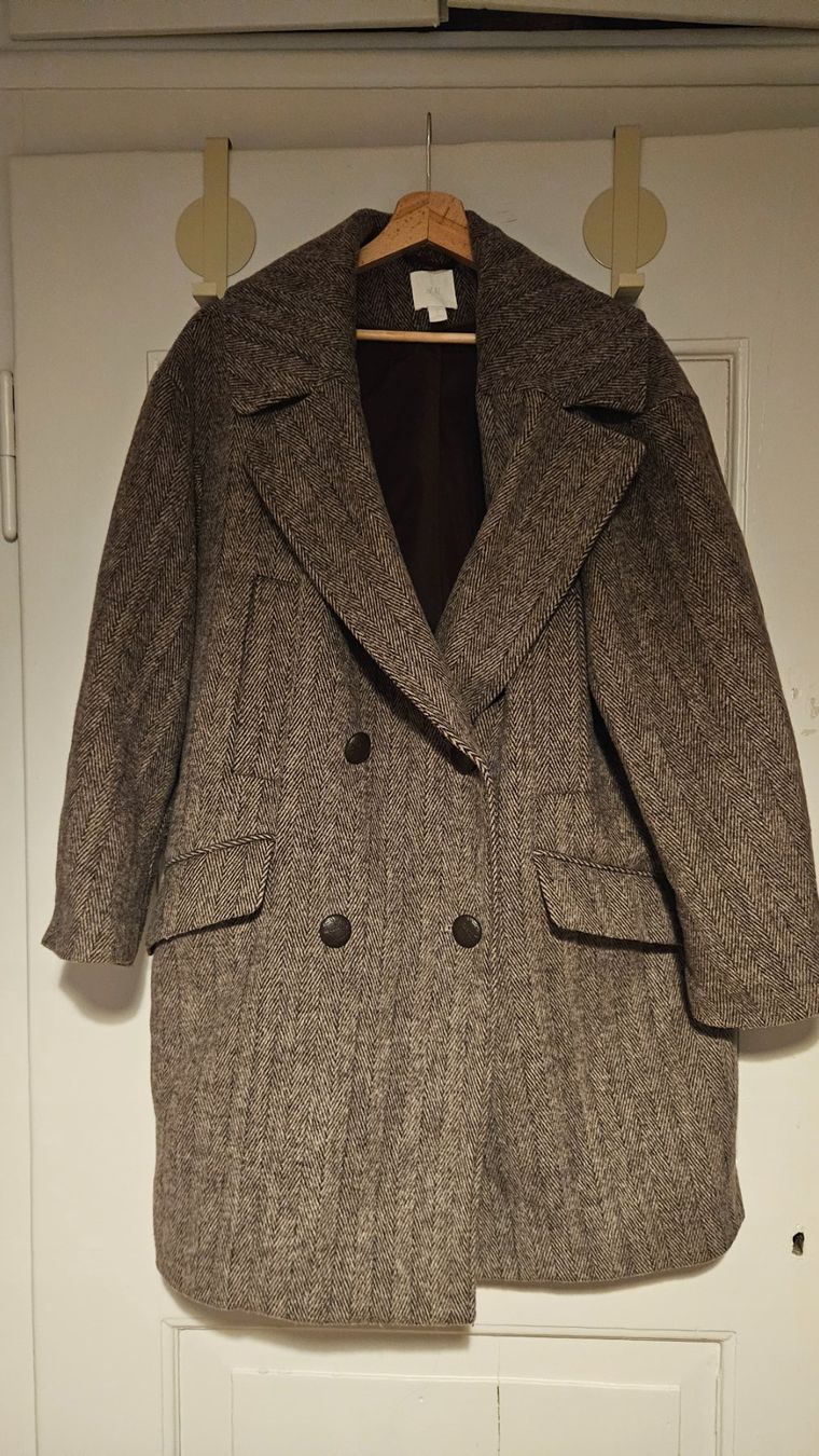 H&M Cappotti: Schöner brauner oversized Wintermantel von H&M – Usato da Baden venduto da Mad_am