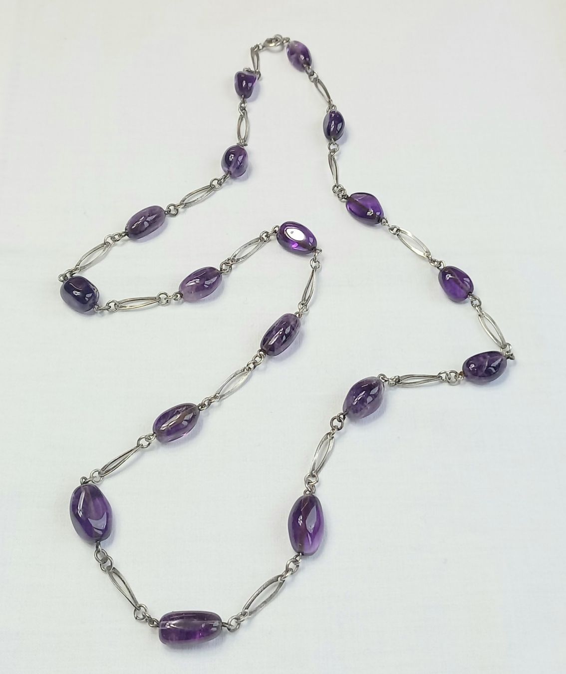 Catenine: Wunderschöne Amethyst-Kette, Silber, Vintage! – Usato da Buchs AG venduto da Dzirul 9