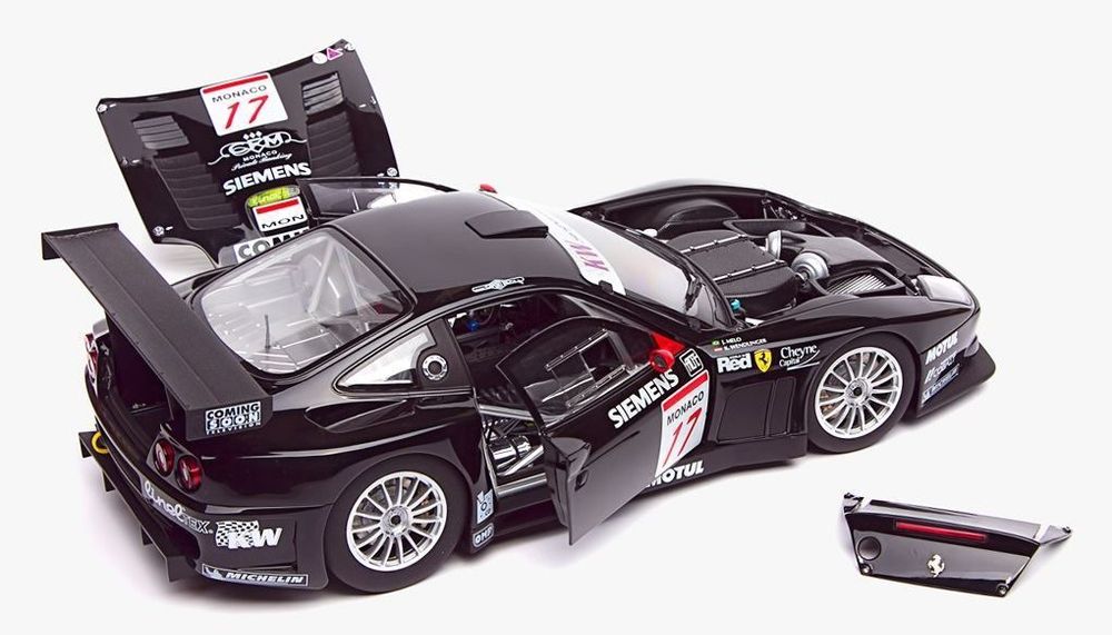 ミニカー FERRARI 575 GTC 1:18 FERRARI 575 GTC #17 Sieger 500km Donington 2004 1:18 Kyosho