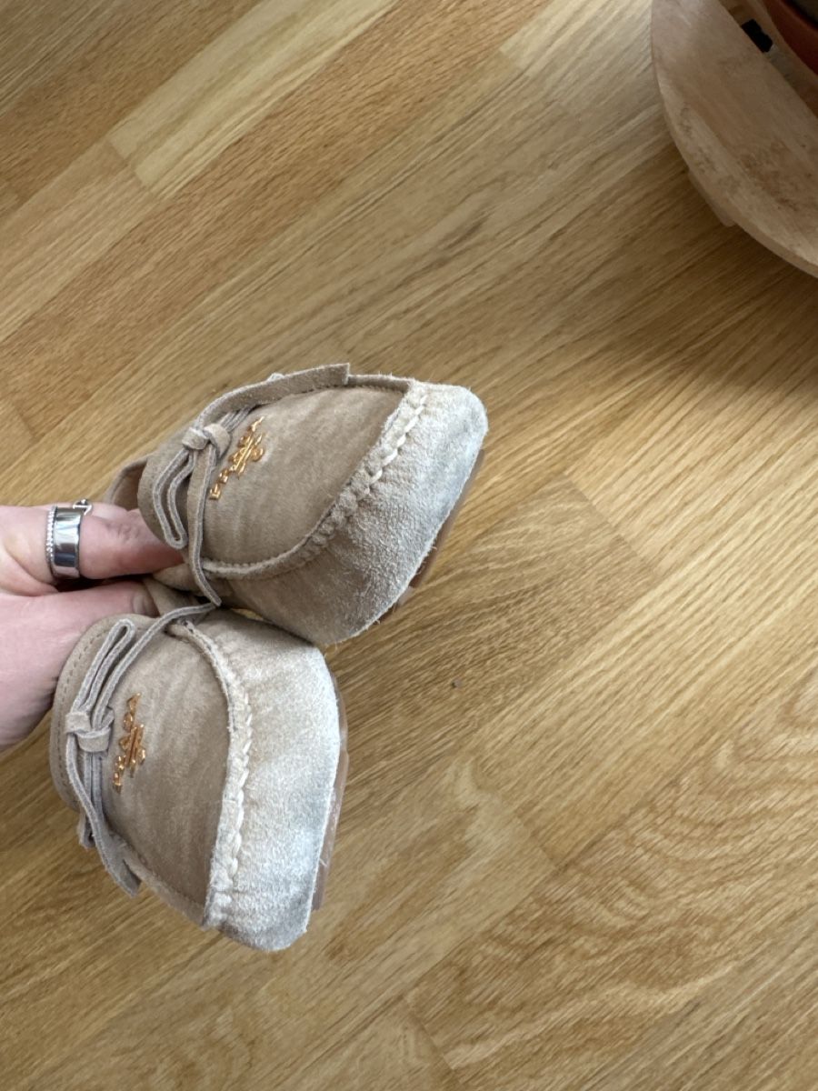 Prada Scarpe da donna: Prada Damen Mokassins Beige 38 – Usato da Fribourg venduto da ksu_65bh 3