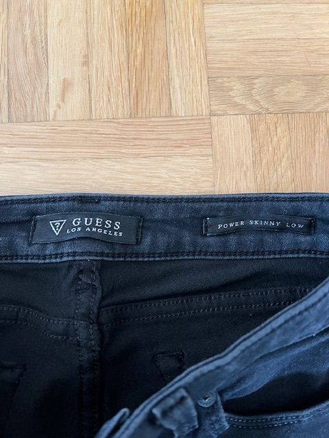 Guess Jeans: "GUESS" Jeans Gr. 27 – Neu (gemäss Beschreibung) aus Walenstadt von ricamul 1