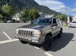 Jeep Grand Cherokee 5.9L V8