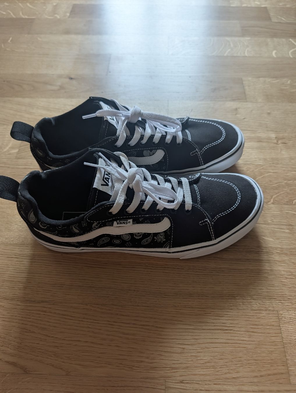Vans Scarpe da uomo: Vans size 44 – Usato da Zürich venduto da CG_8 1