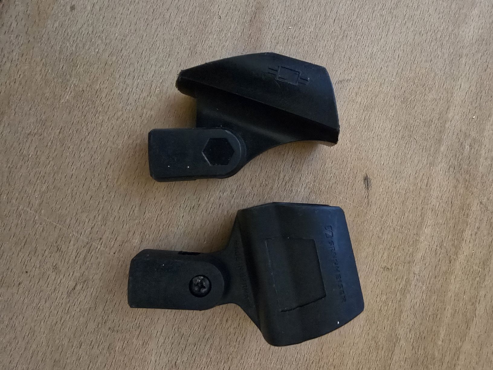 Mikrofone: Mikrofonhalter – Gebraucht aus Kreuzlingen von Pino55558