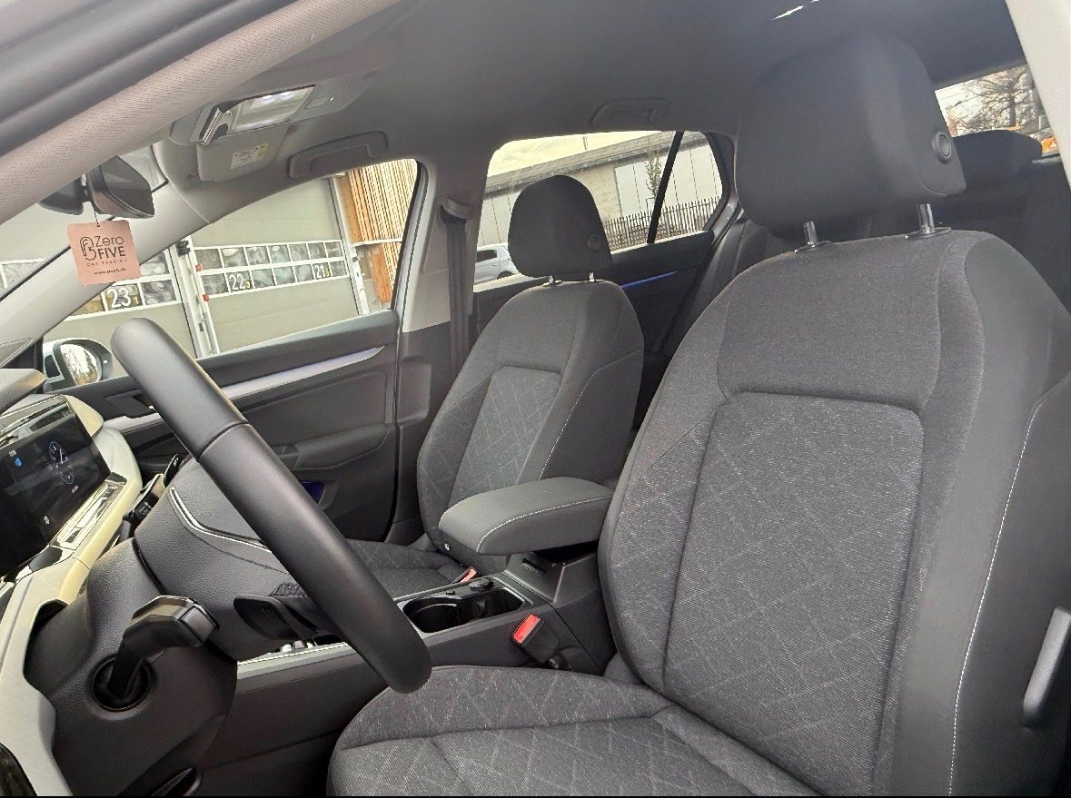VW Automobili: VW Golf 8 1.5 eTSI – Nuovo (secondo la descrizione) da Schaffhausen venduto da Z5S 8