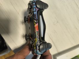 Gaming Controller PS4 Design Graffiti gebrauchter Zustand