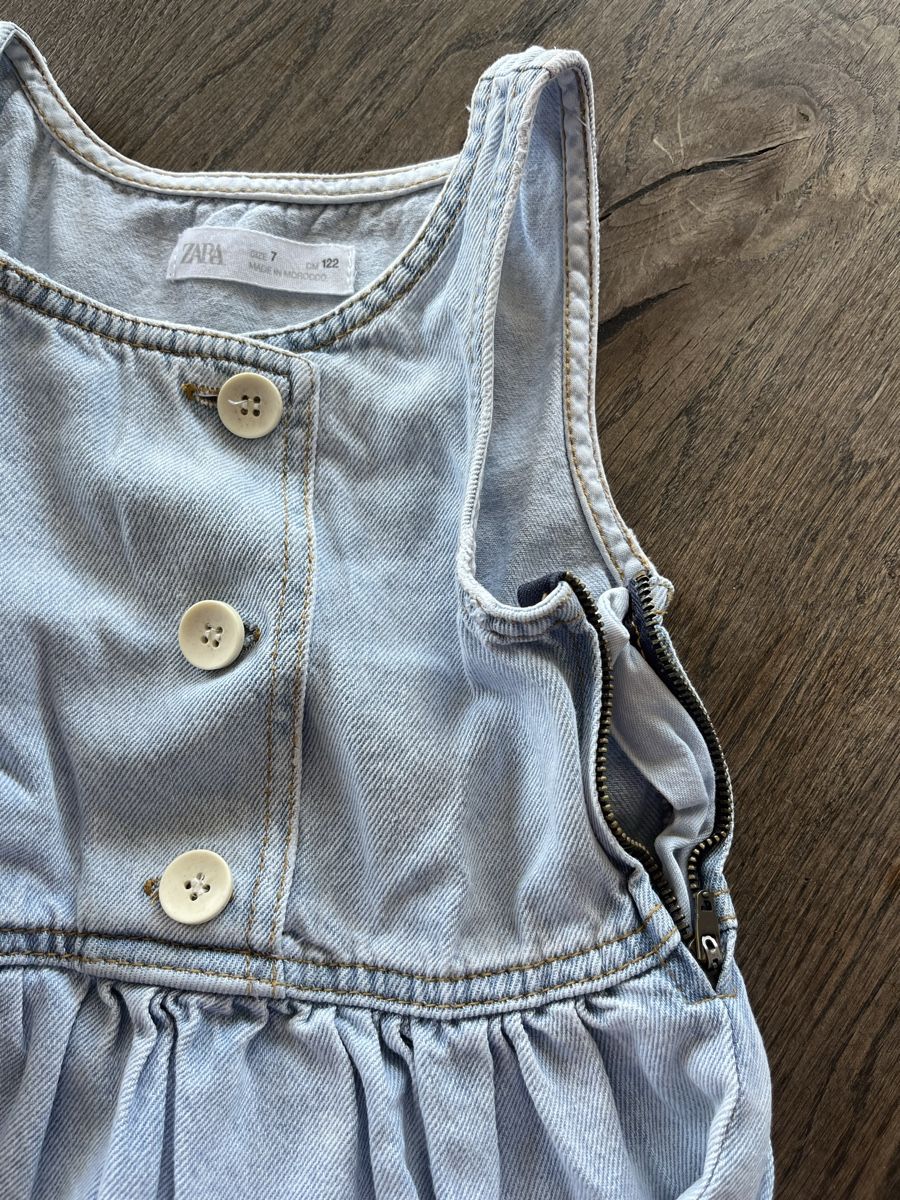 Vestiti & Gonne: Zara Jeanskleid Gr. 122 – Usato da Rosshäusern venduto da Travellerz 1