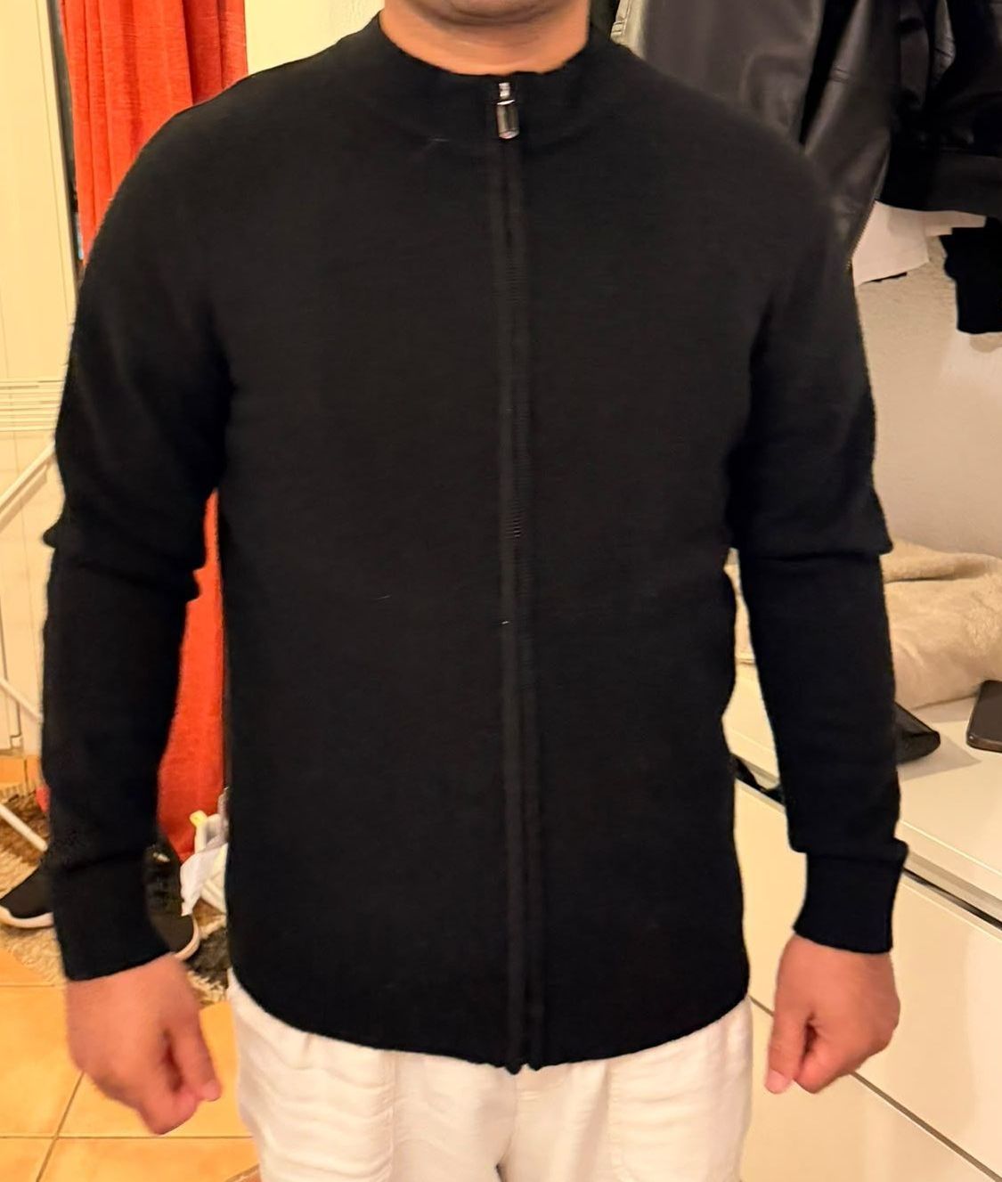 Jacken: M Size Pull, Elle est fabriquée en laine véritable. C’est un – Neu (gemäss Beschreibung) aus Montreux von Khairbabak 3