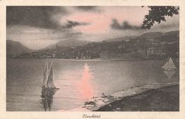 Neuchâtel (NE) Abendliche Ansicht über den See Segelbooten