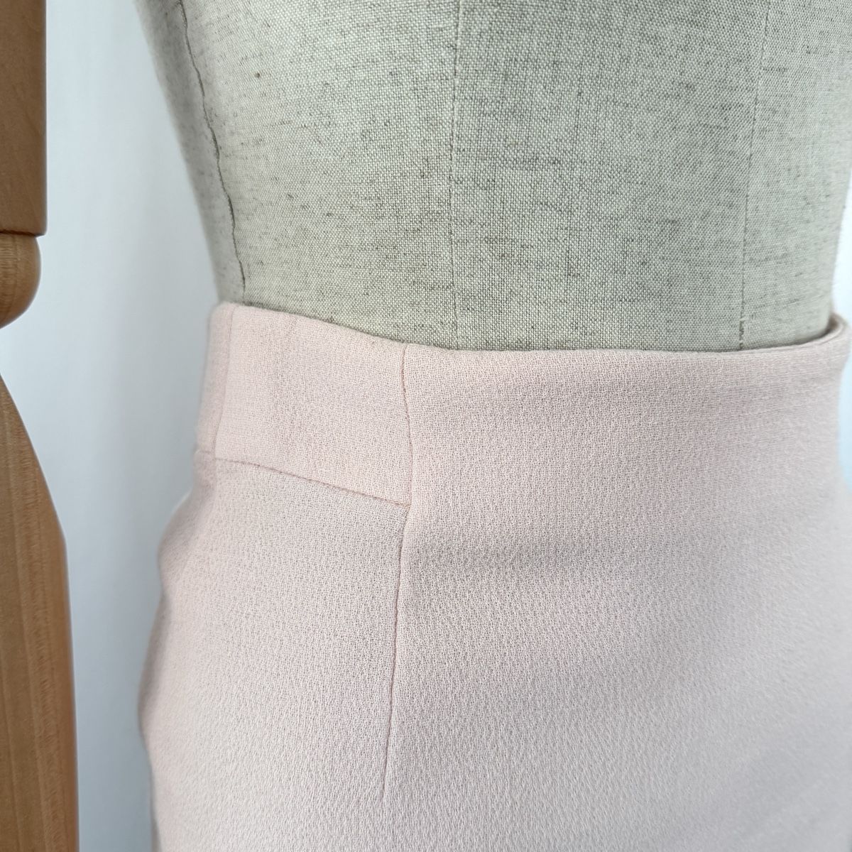 Akris Gonne: AKRIS Wool Skirt – Nuovo (secondo la descrizione) da Emmen venduto da Colette-Juliette 2