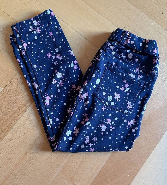 Pantaloni: Leggins / Hose gr 116 – Usato da Luzern venduto da Mariab2502